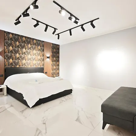 Re Manfredi Apartament